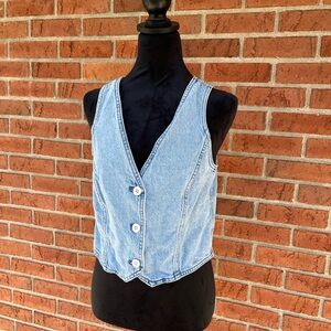 Madewell brand Light Blue Denim Vest with Buttons